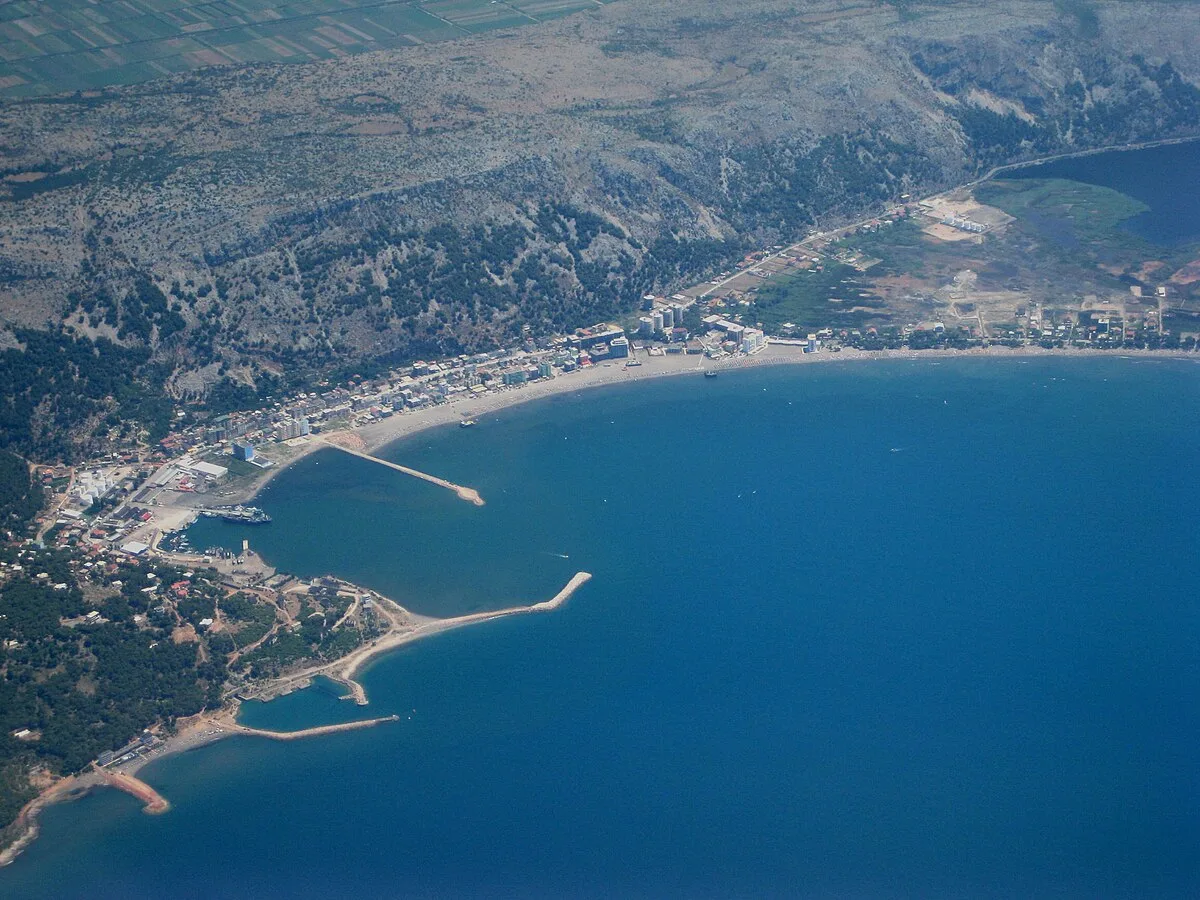 Shengjin Marina — photo 2 of 2