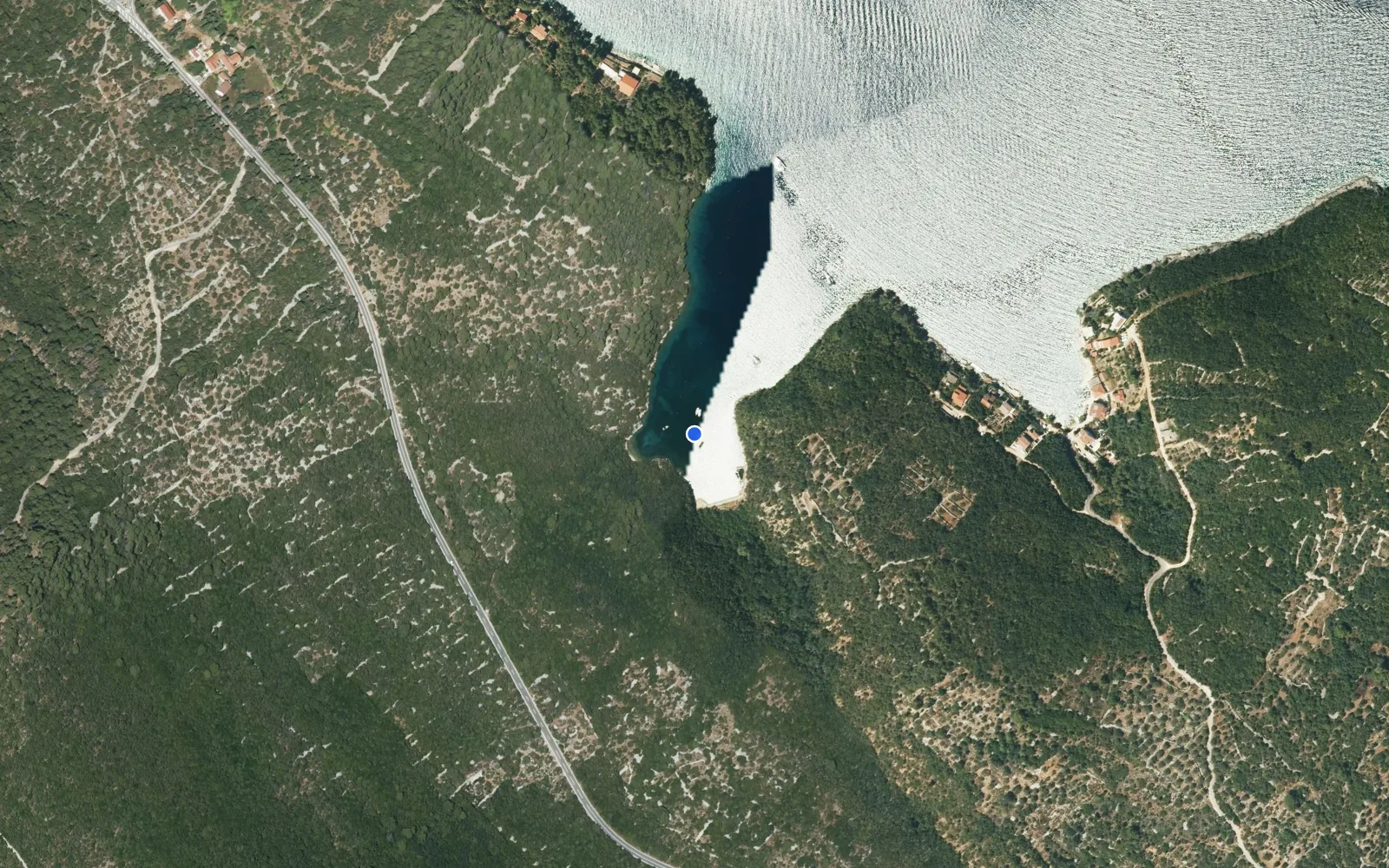 Satellite and nautical chart view of Strzna, Dugi Otok