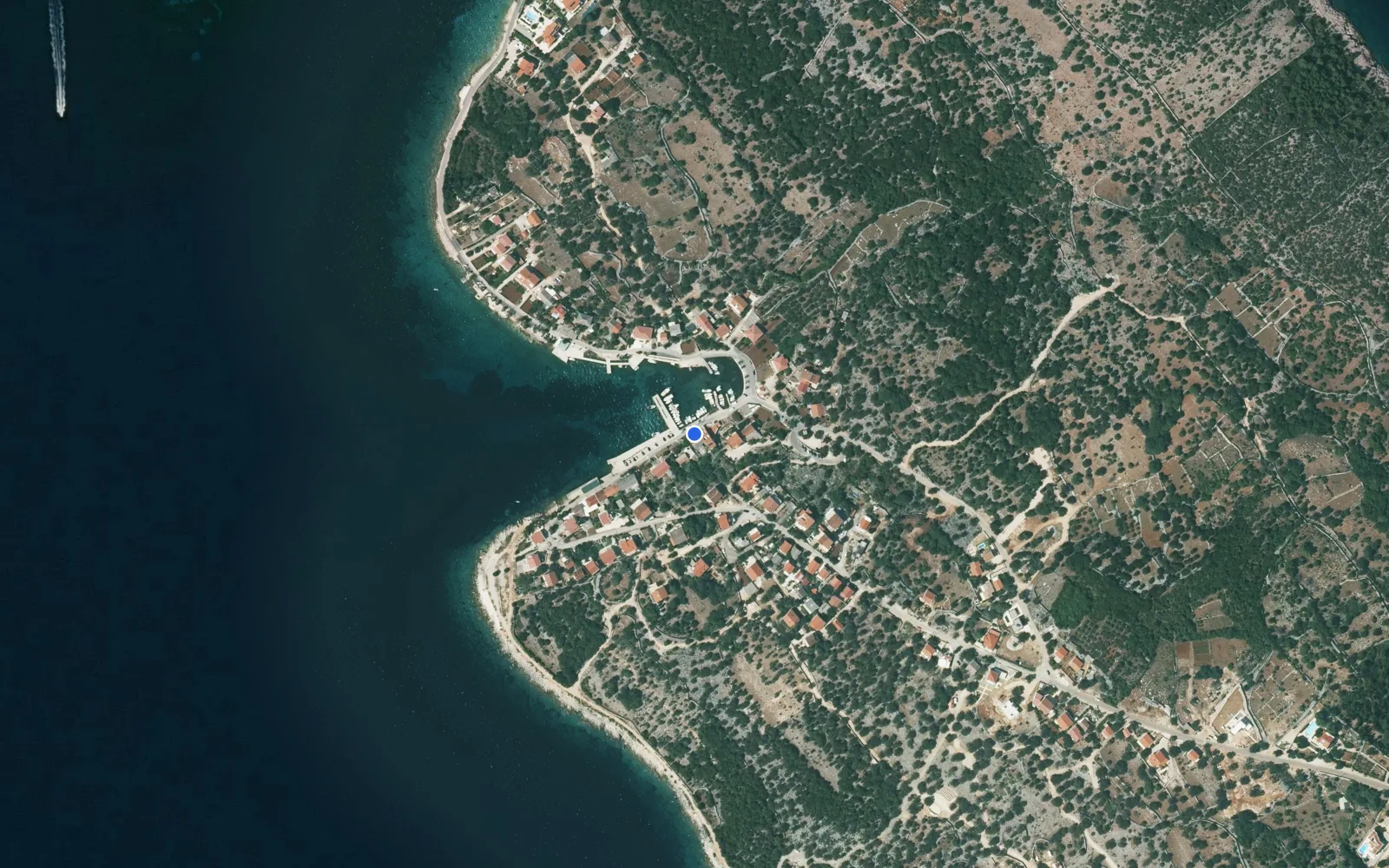 Satellite and nautical chart view of Tovarnele Marina