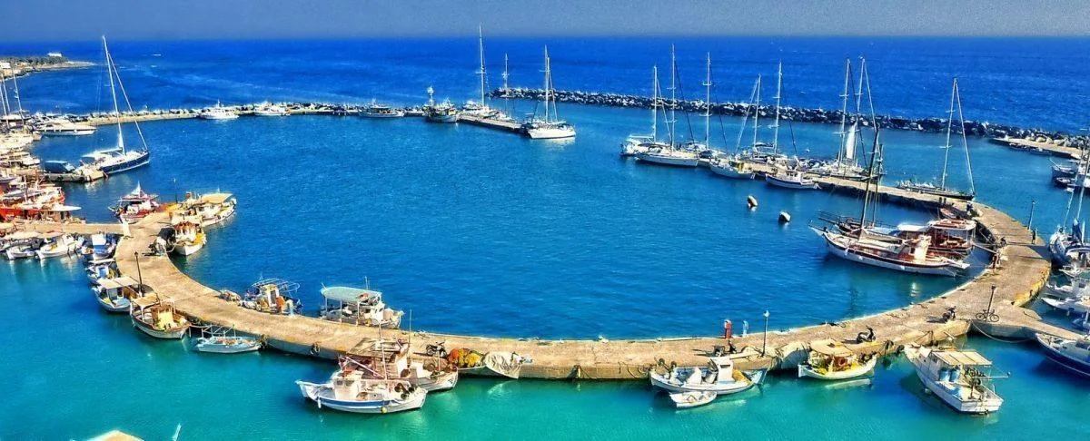 Vlikhada Marina — photo 2 of 10