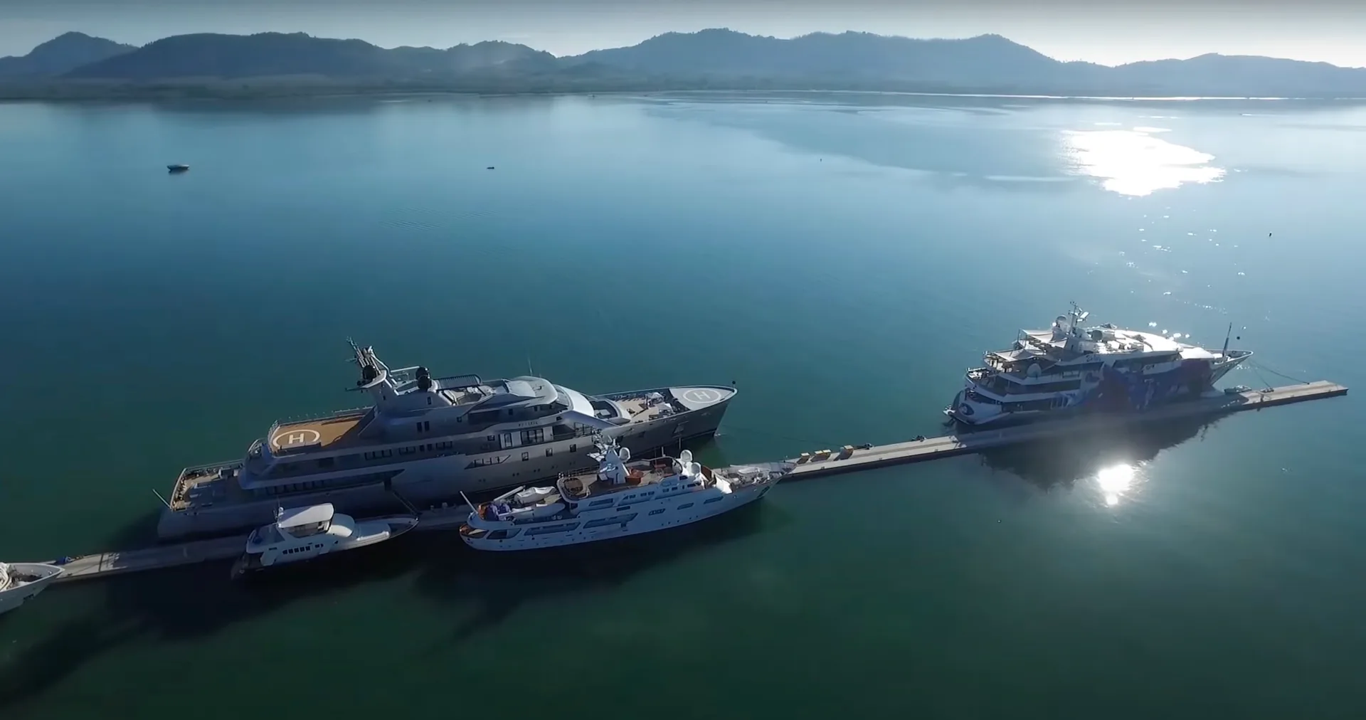 Yacht Haven Marina Phuket — photo 3 of 10