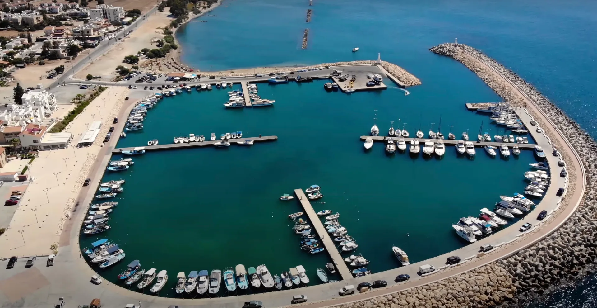 Zygi Marina — photo 2 of 3